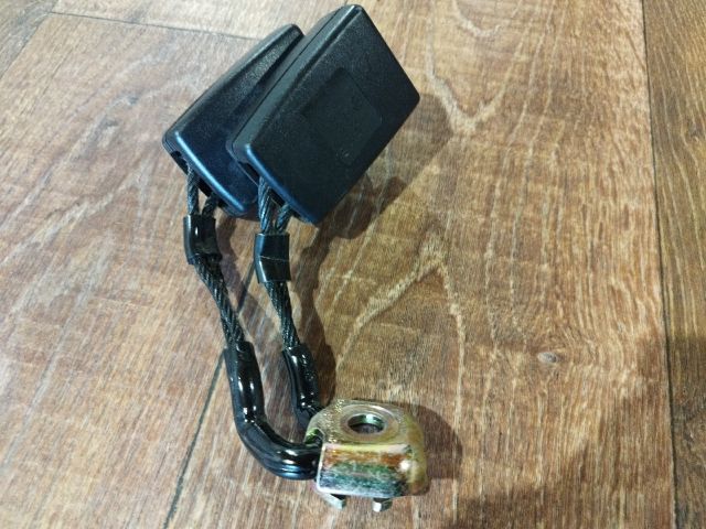 bontott VW POLO IV Hátsó középső Biztonsági Öv Csat