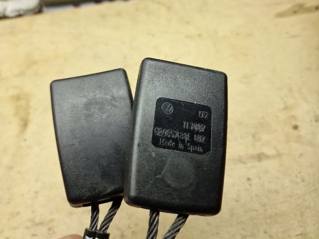 bontott VW POLO IV Hátsó középső Biztonsági Öv Csat