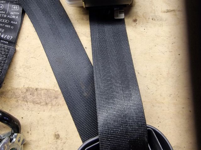 bontott VW POLO IV Hátsó középső Biztonsági Öv