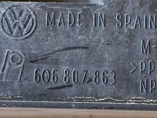 bontott VW POLO IV Hátsó középső Lökhárító Tartó (Műanyag)