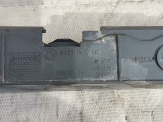 bontott VW POLO IV Hátsó középső Lökhárító Tartó (Műanyag)