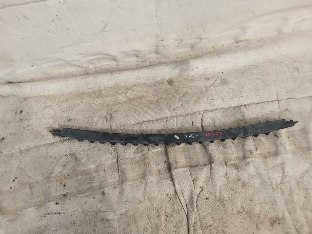 bontott VW POLO IV Hátsó középső Lökhárító Tartó (Műanyag)