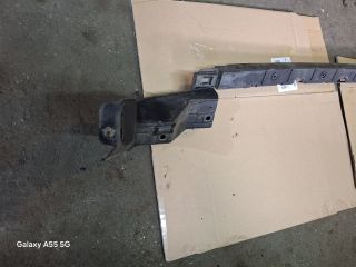 bontott VW POLO IV Hátsó középső Lökhárító Tartó (Műanyag)