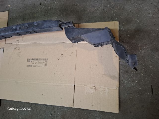 bontott VW POLO IV Hátsó középső Lökhárító Tartó (Műanyag)