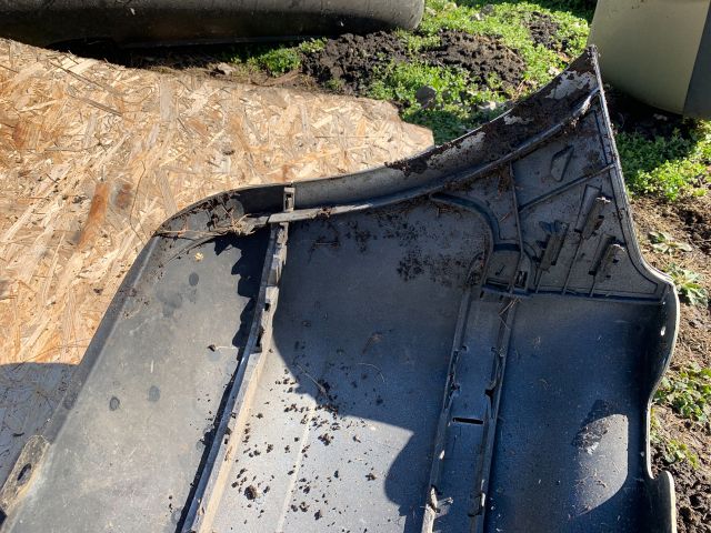 bontott VW POLO IV Hátsó Lökhárító (Részeivel)