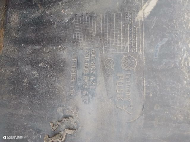 bontott VW POLO IV Hátsó Lökhárító (Üresen)