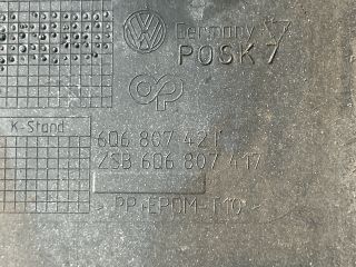 bontott VW POLO IV Hátsó Lökhárító (Üresen)