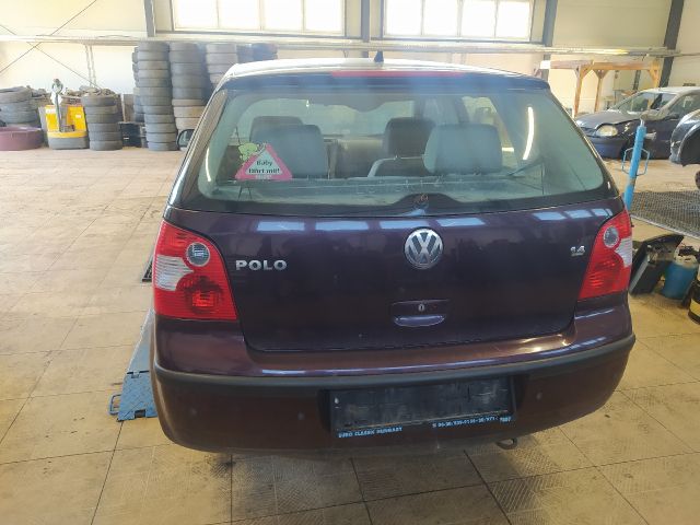 bontott VW POLO IV Hátsó Rendszámtábla Világítás