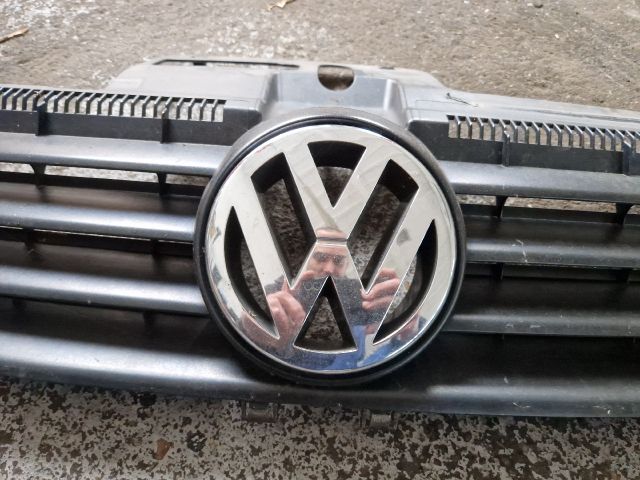 bontott VW POLO IV Hűtőrács