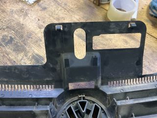 bontott VW POLO IV Hűtőrács