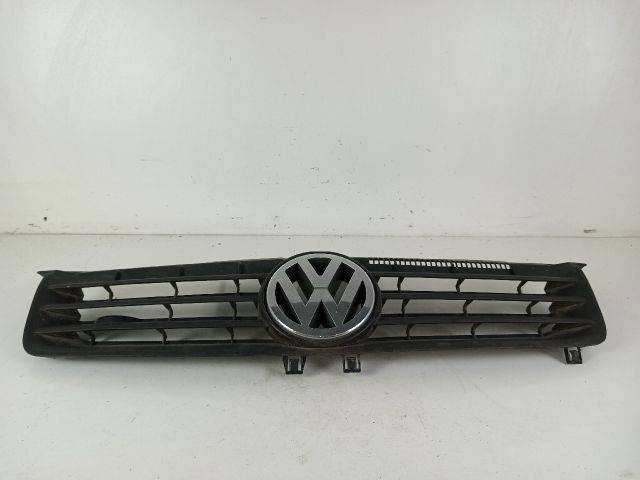 bontott VW POLO IV Hűtőrács