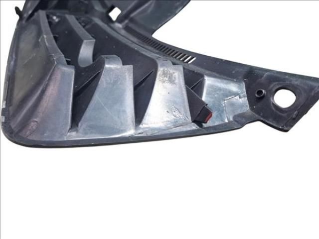 bontott VW POLO IV Hűtőrács