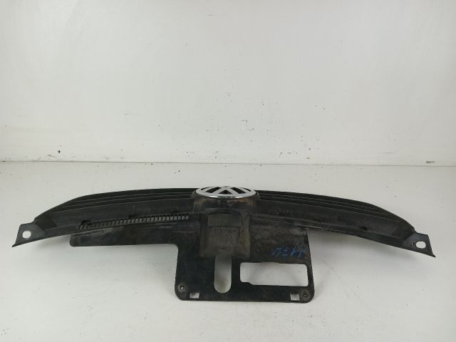 bontott VW POLO IV Hűtőrács