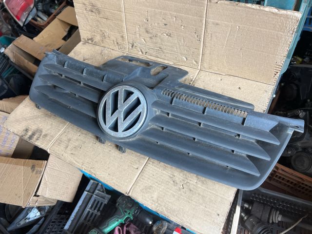 bontott VW POLO IV Hűtőrács