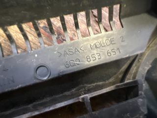 bontott VW POLO IV Hűtőrács