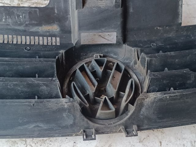 bontott VW POLO IV Hűtőrács