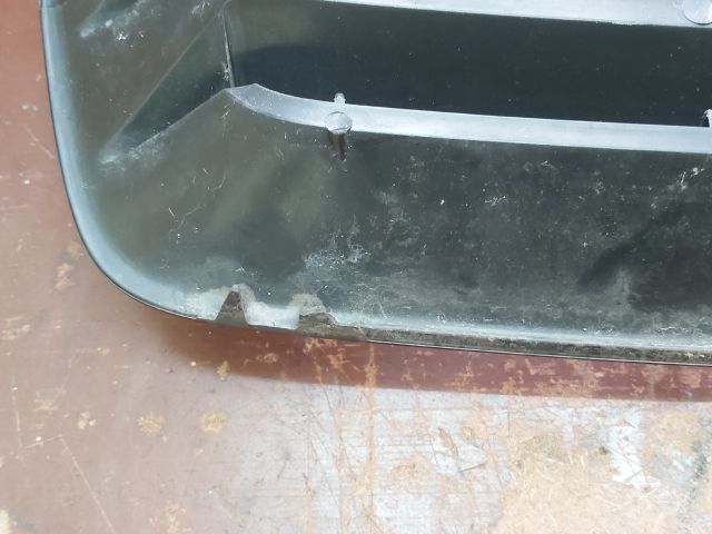 bontott VW POLO IV Hűtőrács