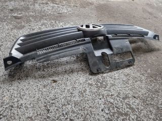 bontott VW POLO IV Hűtőrács