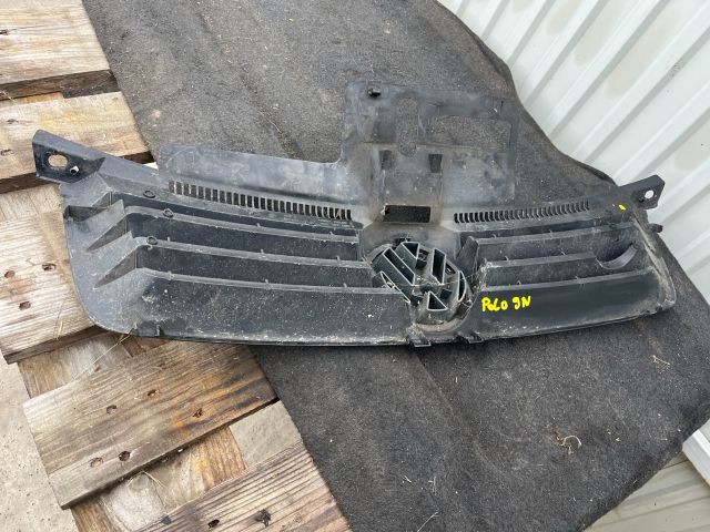 bontott VW POLO IV Hűtőrács