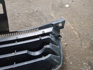 bontott VW POLO IV Hűtőrács