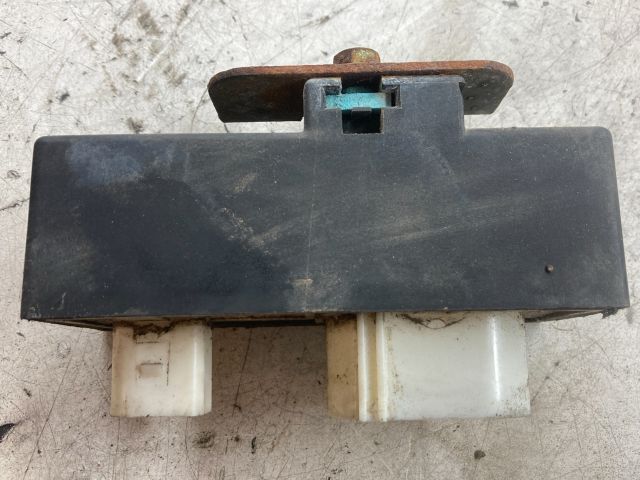 bontott VW POLO IV Hűtőventilátor Elektronika