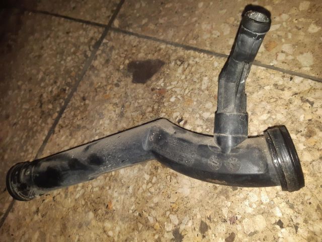 bontott VW POLO IV Hűtővíz Elosztó Cső