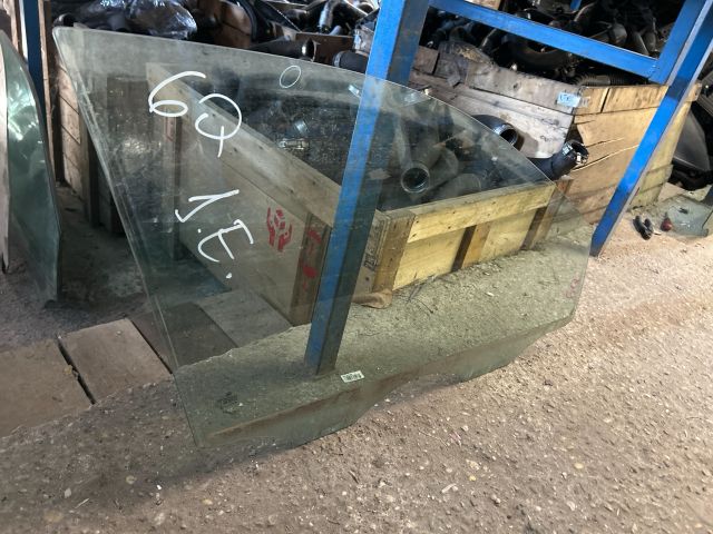 bontott VW POLO IV Jobb első Ablak