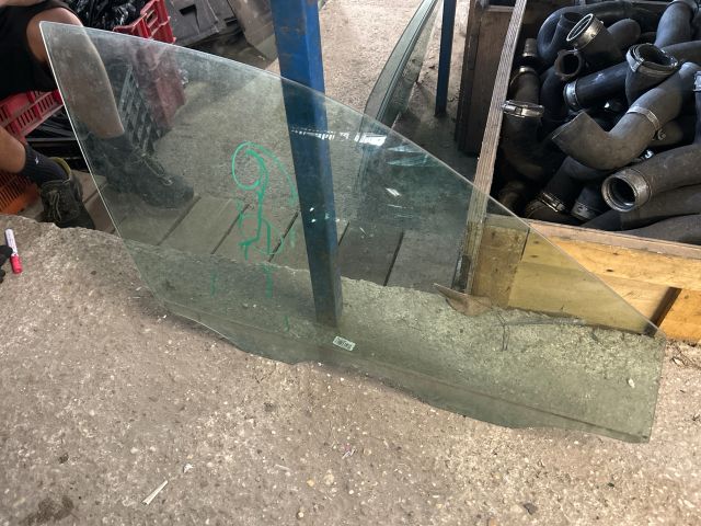 bontott VW POLO IV Jobb első Ablak