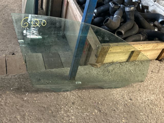 bontott VW POLO IV Jobb első Ablak