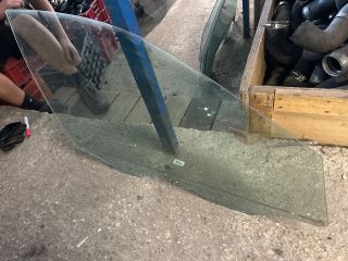 bontott VW POLO IV Jobb első Ablak