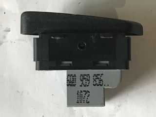 bontott VW POLO IV Jobb első Ablakemelő Kapcsoló