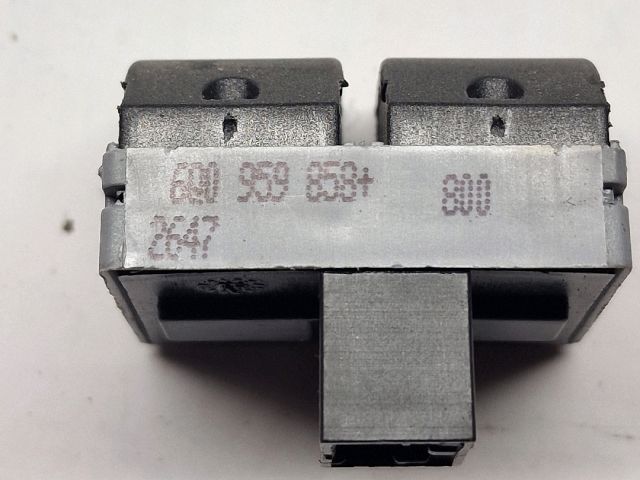 bontott VW POLO IV Jobb első Ablakemelő Kapcsoló