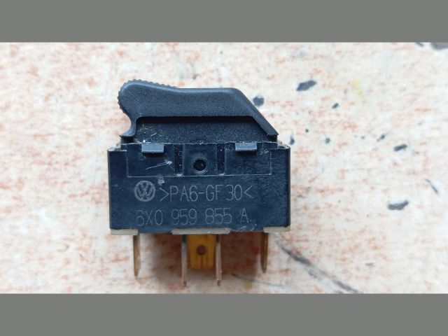 bontott VW POLO IV Jobb első Ablakemelő Kapcsoló