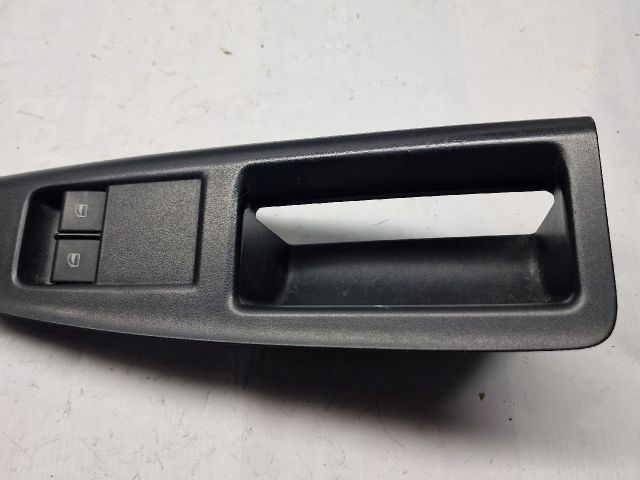 bontott VW POLO IV Jobb első Ablakemelő Kapcsoló