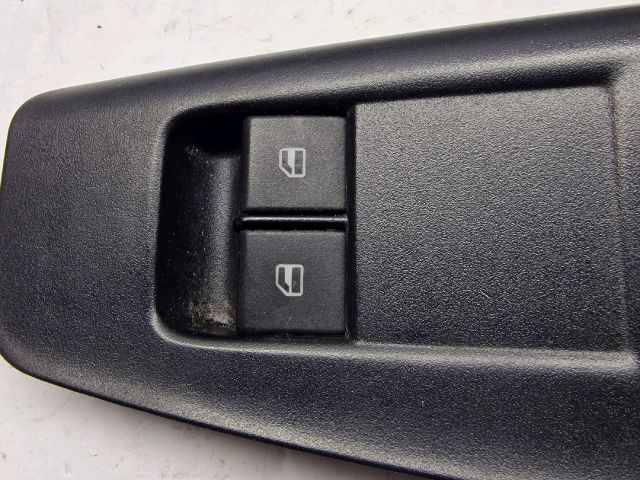 bontott VW POLO IV Jobb első Ablakemelő Kapcsoló