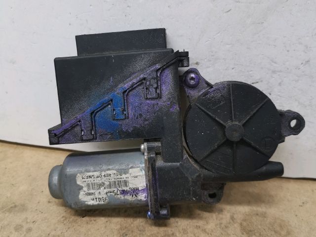 bontott VW POLO IV Jobb első Ablakemelő Motor