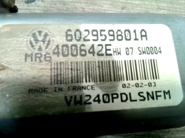bontott VW POLO IV Jobb első Ablakemelő Motor