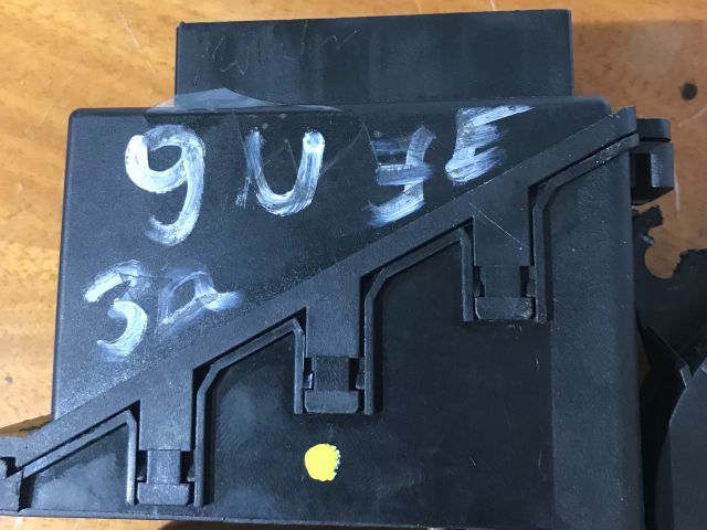 bontott VW POLO IV Jobb első Ablakemelő Motor