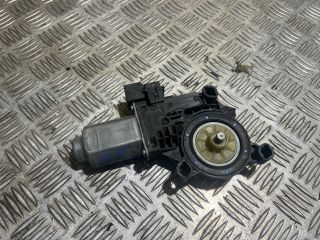 bontott VW POLO IV Jobb első Ablakemelő Motor