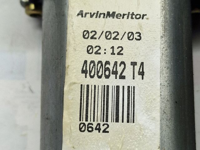 bontott VW POLO IV Jobb első Ablakemelő Motor