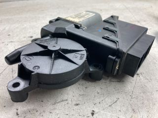 bontott VW POLO IV Jobb első Ablakemelő Motor