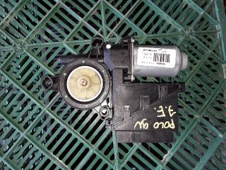 bontott VW POLO IV Jobb első Ablakemelő Motor