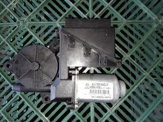 bontott VW POLO IV Jobb első Ablakemelő Motor