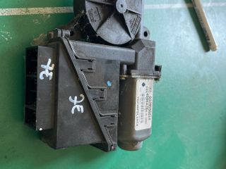 bontott VW POLO IV Jobb első Ablakemelő Motor