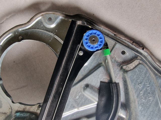 bontott VW POLO IV Jobb első Ablakemelő Szerkezet (Elektromos)