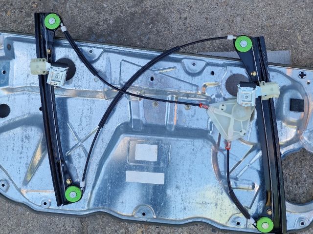 bontott VW POLO IV Jobb első Ablakemelő Szerkezet (Elektromos)