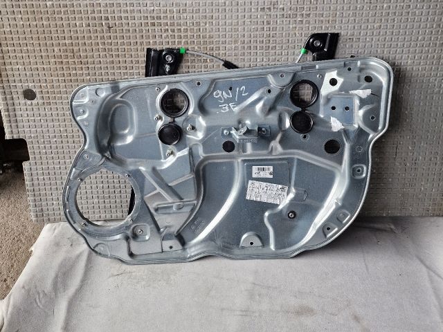 bontott VW POLO IV Jobb első Ablakemelő Szerkezet (Elektromos)