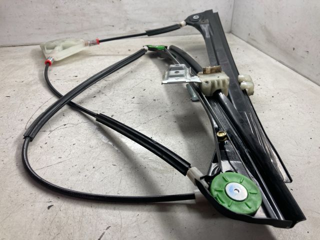 bontott VW POLO IV Jobb első Ablakemelő Szerkezet (Elektromos)