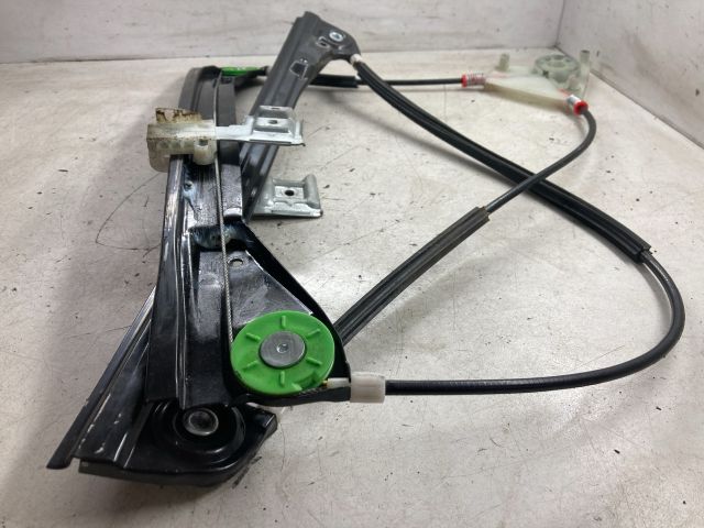 bontott VW POLO IV Jobb első Ablakemelő Szerkezet (Elektromos)