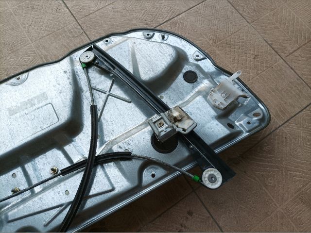 bontott VW POLO IV Jobb első Ablakemelő Szerkezet (Mechanikus)